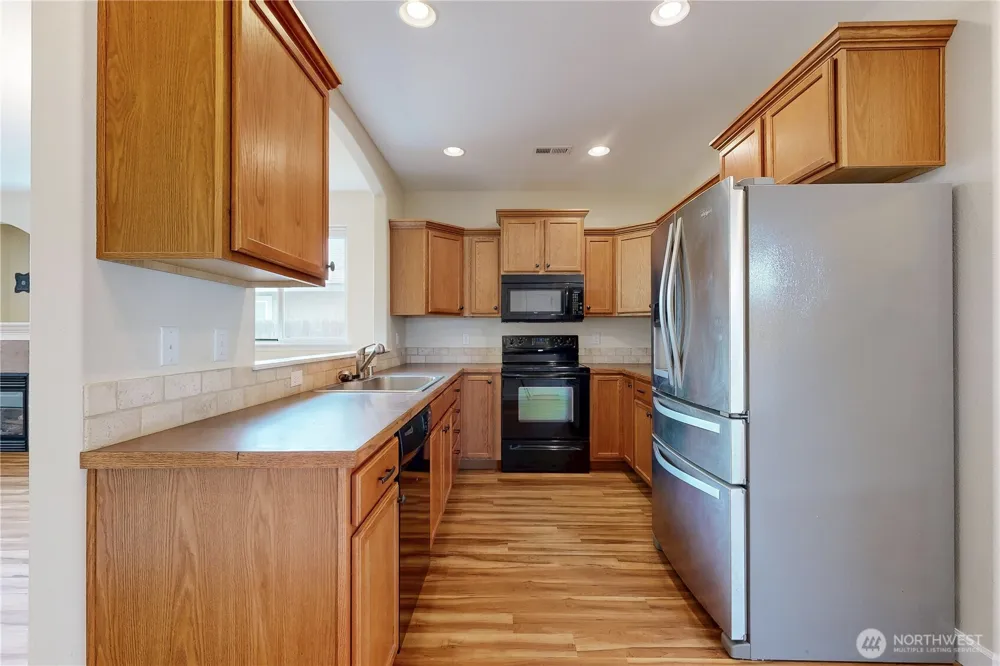 1212 SW Carver Street College Place, WA 99324