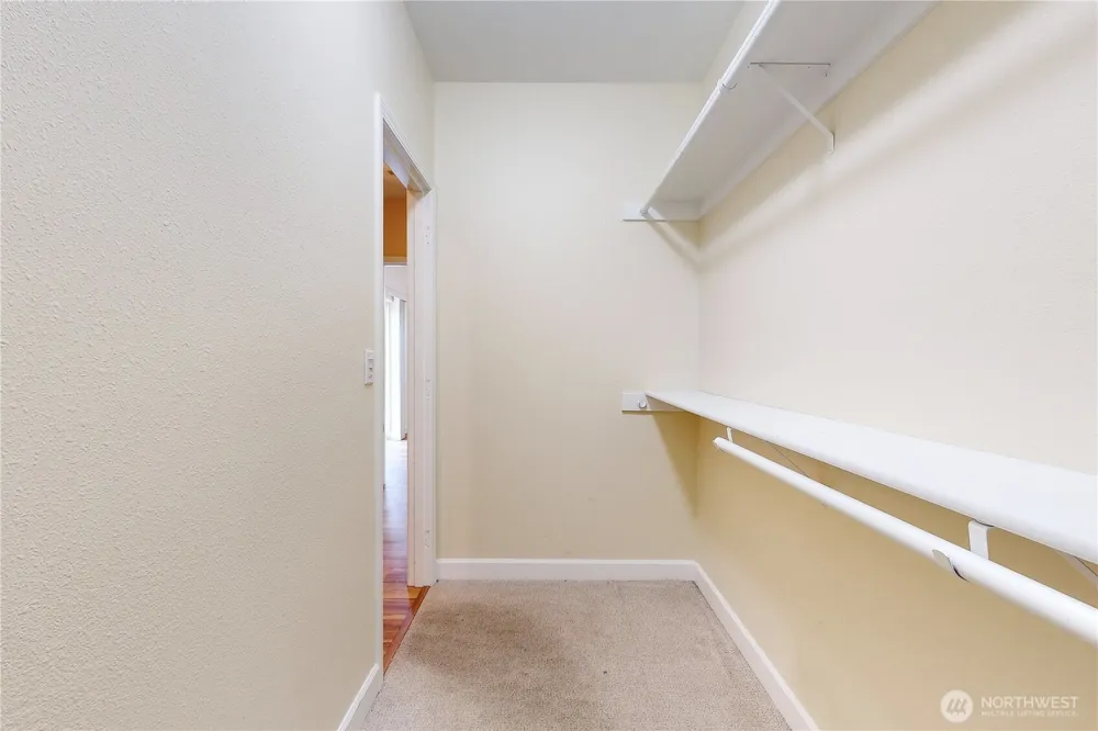 1212 SW Carver Street College Place, WA 99324