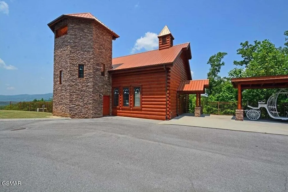 1740 High Rock Way Sevierville, TN 37862