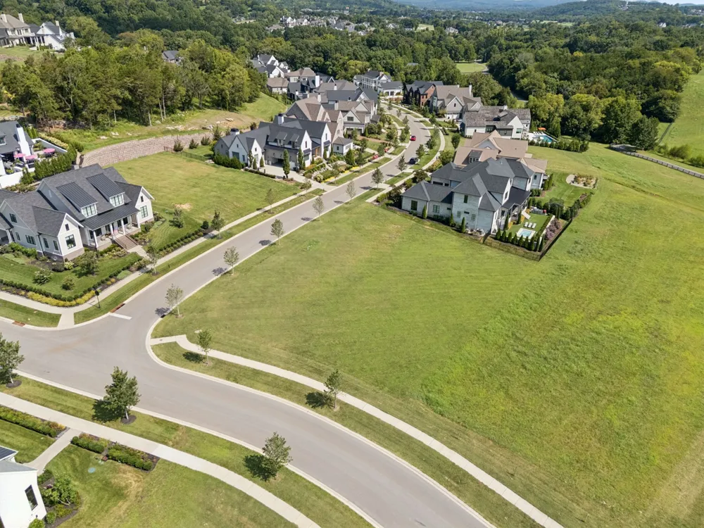 9000 Passiflora Ct College Grove, TN 37046
