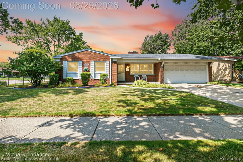 11534 Briarcliff Drive Warren City, MI 48093
