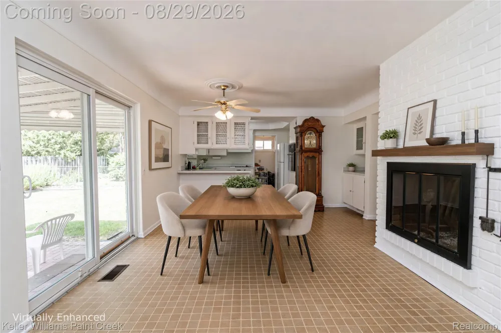 11534 Briarcliff Drive Warren City, MI 48093