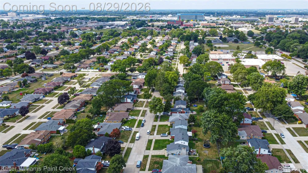 11534 Briarcliff Drive Warren City, MI 48093