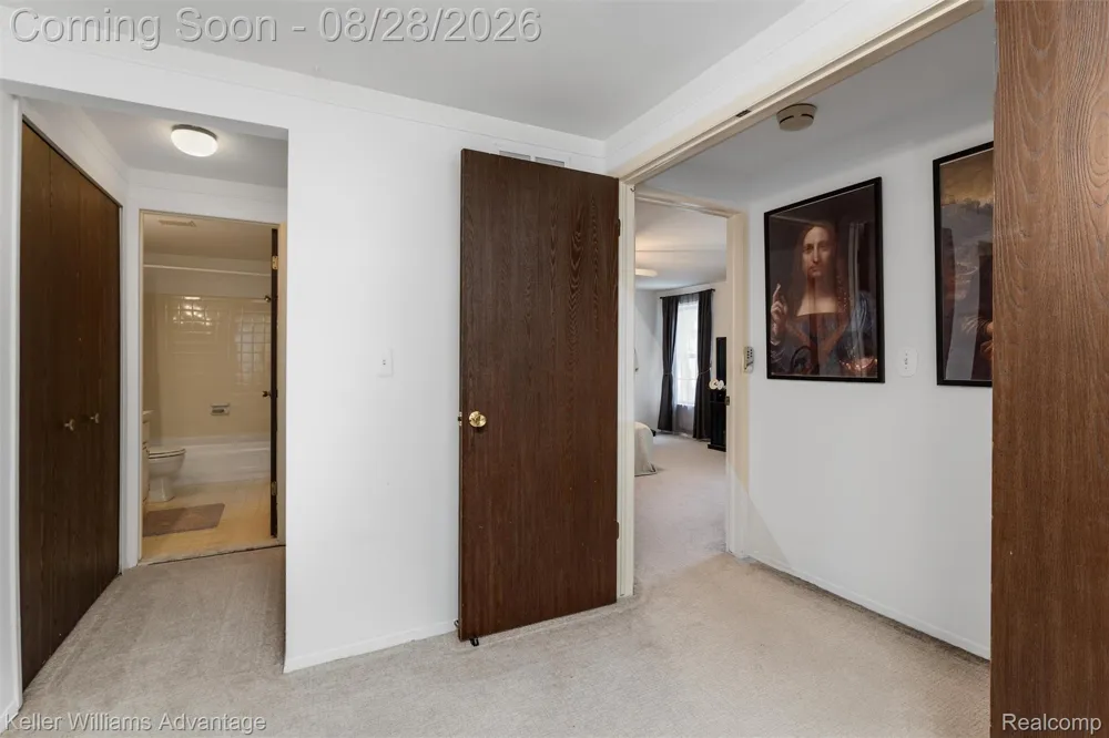 20928 E Glen Haven Circle Novi City, MI 48167
