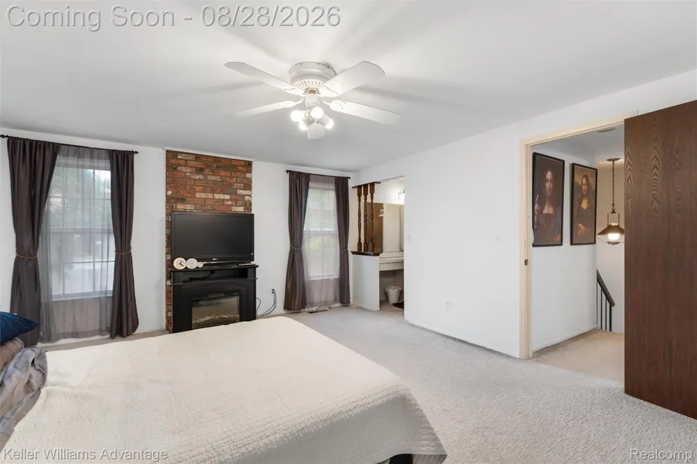 20928 E Glen Haven Circle Novi City, MI 48167