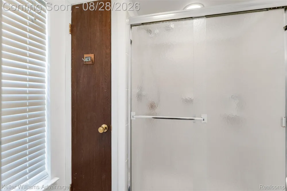 20928 E Glen Haven Circle Novi City, MI 48167