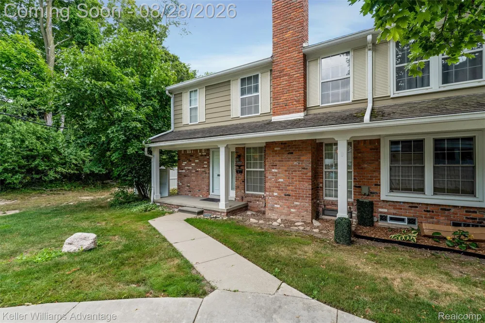 20928 E Glen Haven Circle Novi City, MI 48167