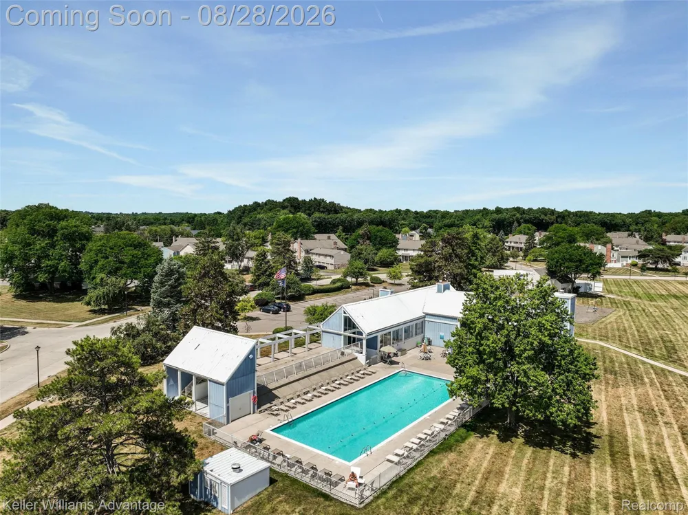 20928 E Glen Haven Circle Novi City, MI 48167