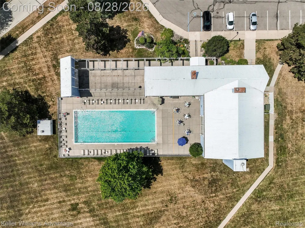 20928 E Glen Haven Circle Novi City, MI 48167