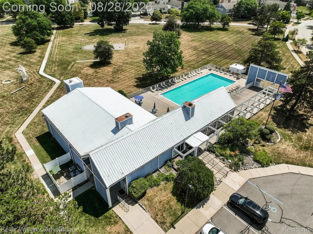20928 E Glen Haven Circle Novi City, MI 48167