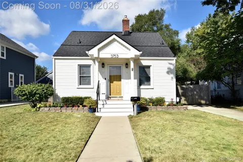 3753 Cummings Avenue