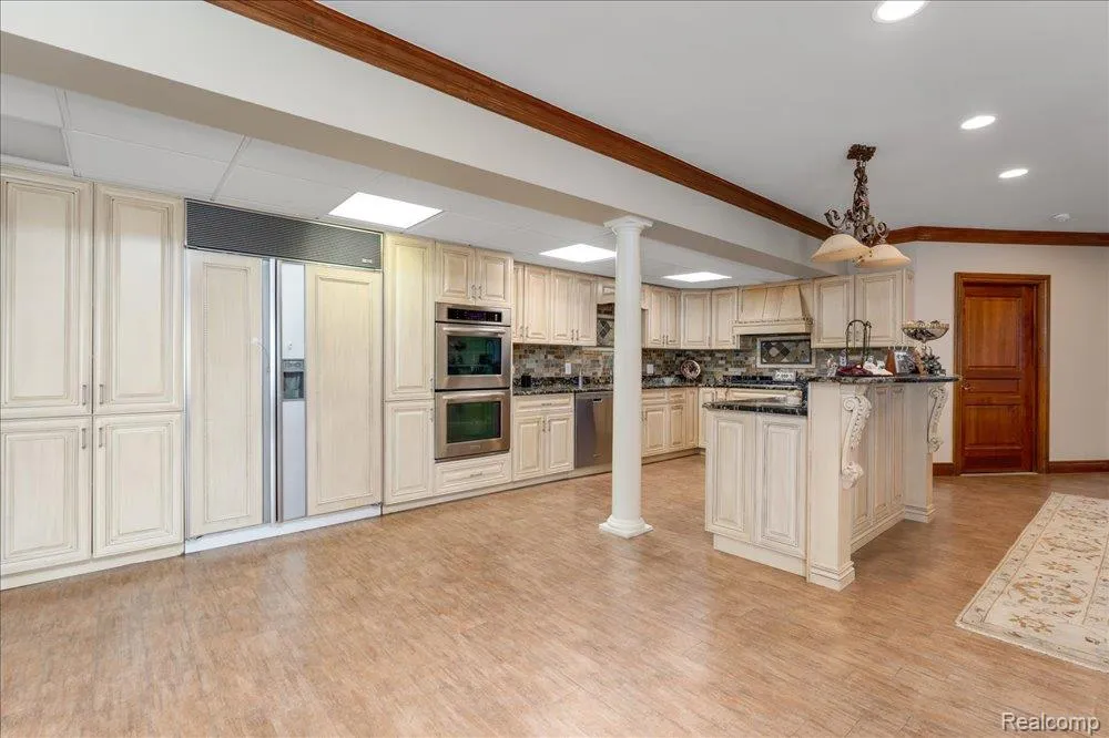 3543 Cedar Brook Drive Rochester Hills City, MI 48309