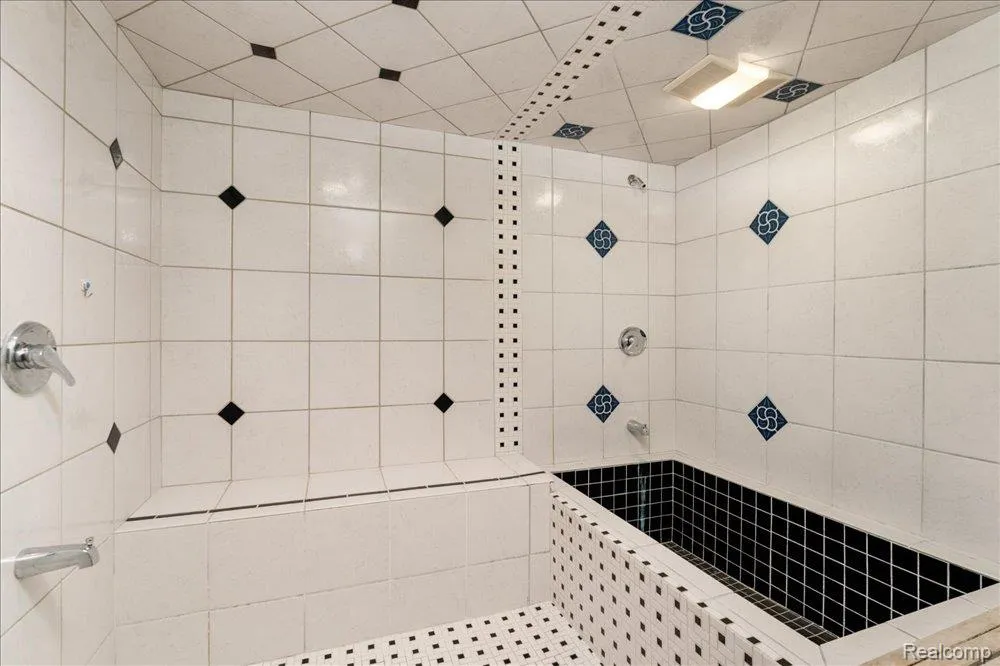 3543 Cedar Brook Drive Rochester Hills City, MI 48309