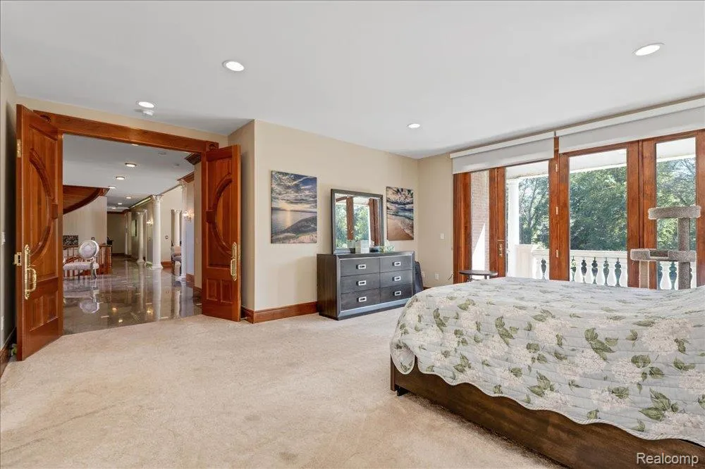 3543 Cedar Brook Drive Rochester Hills City, MI 48309