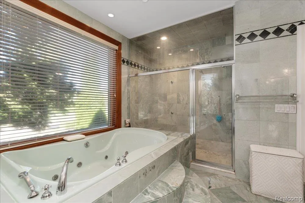 3543 Cedar Brook Drive Rochester Hills City, MI 48309