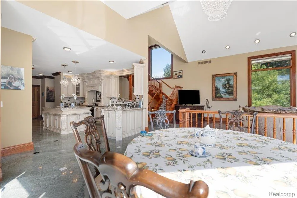 3543 Cedar Brook Drive Rochester Hills City, MI 48309