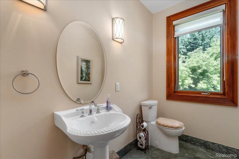 3543 Cedar Brook Drive Rochester Hills City, MI 48309