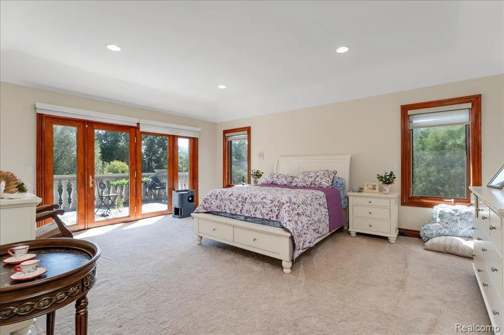 3543 Cedar Brook Drive Rochester Hills City, MI 48309