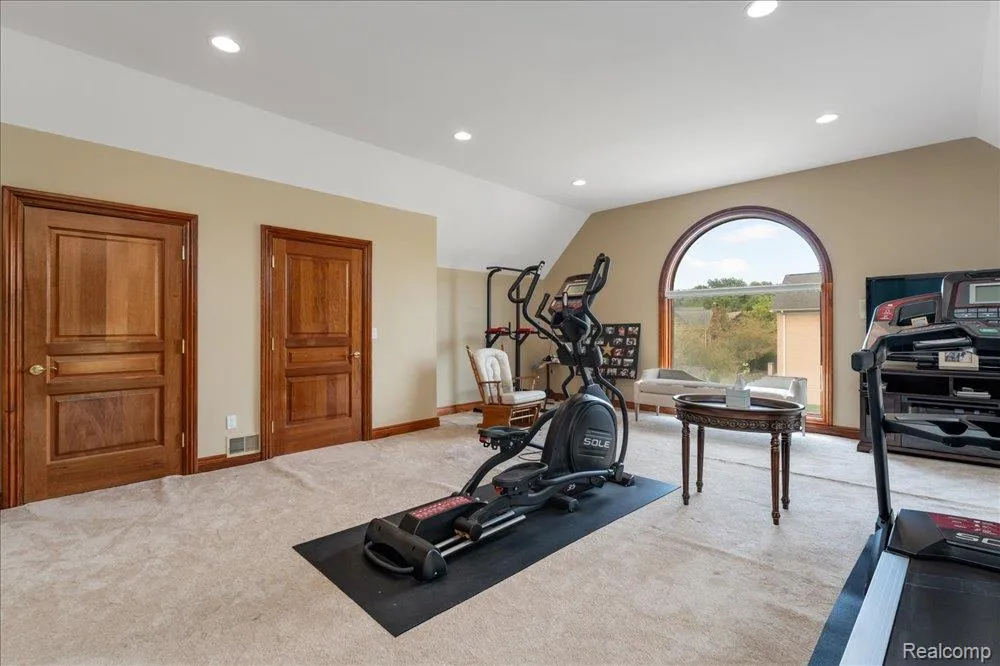 3543 Cedar Brook Drive Rochester Hills City, MI 48309