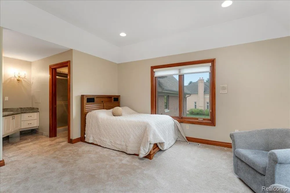 3543 Cedar Brook Drive Rochester Hills City, MI 48309