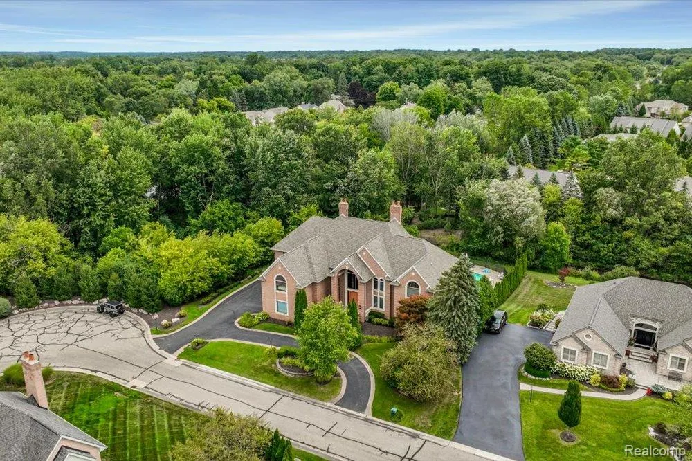 3543 Cedar Brook Drive Rochester Hills City, MI 48309