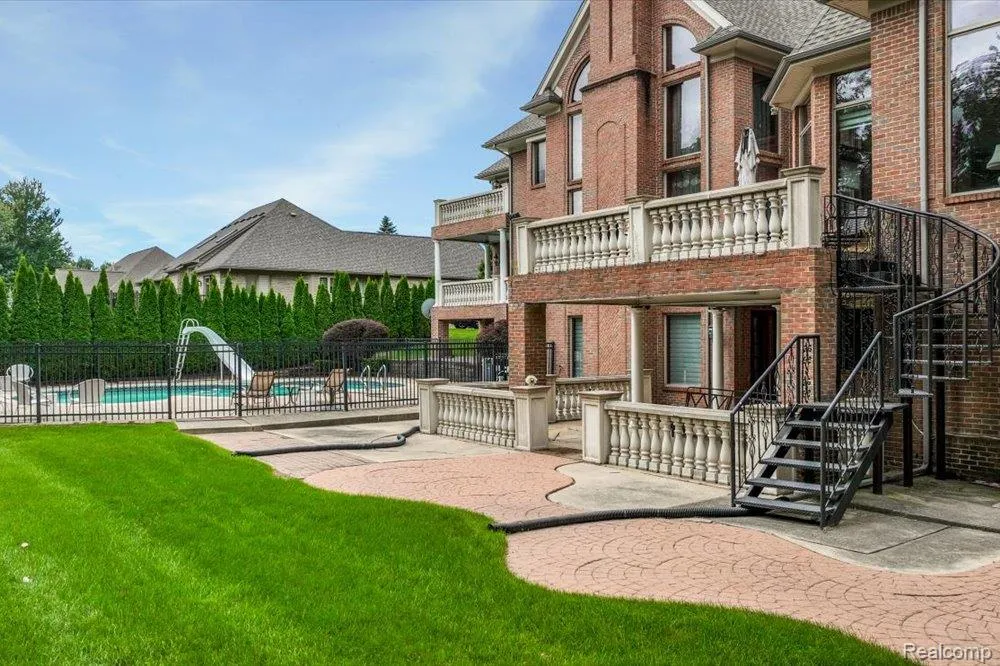 3543 Cedar Brook Drive Rochester Hills City, MI 48309