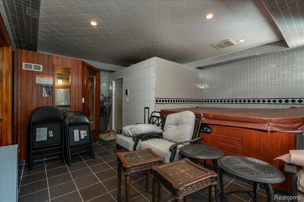 3543 Cedar Brook Drive Rochester Hills City, MI 48309