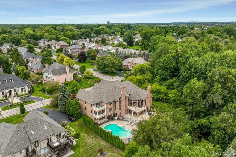 3543 Cedar Brook Drive Rochester Hills City, MI 48309