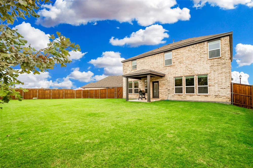 1200 Lancaster Drive Justin, TX 76247