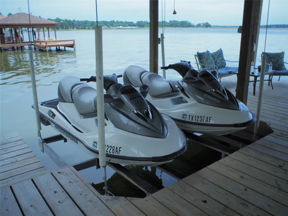462 Lakefront Drive Onalaska, TX 77360