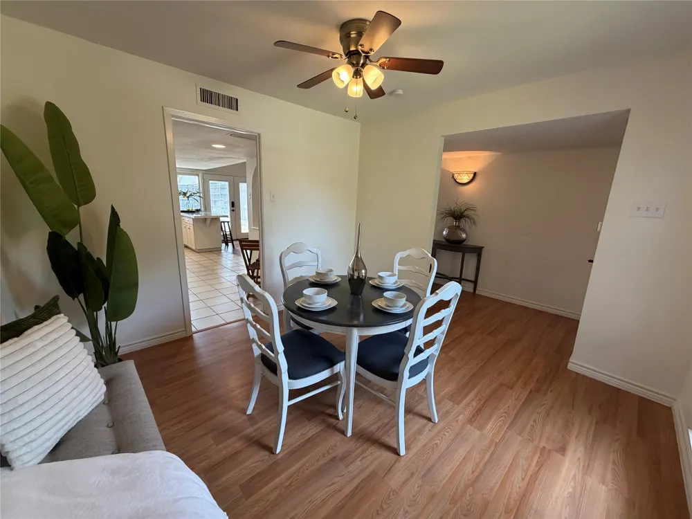 1332 Cherry Hill Lane Lewisville, TX 75067