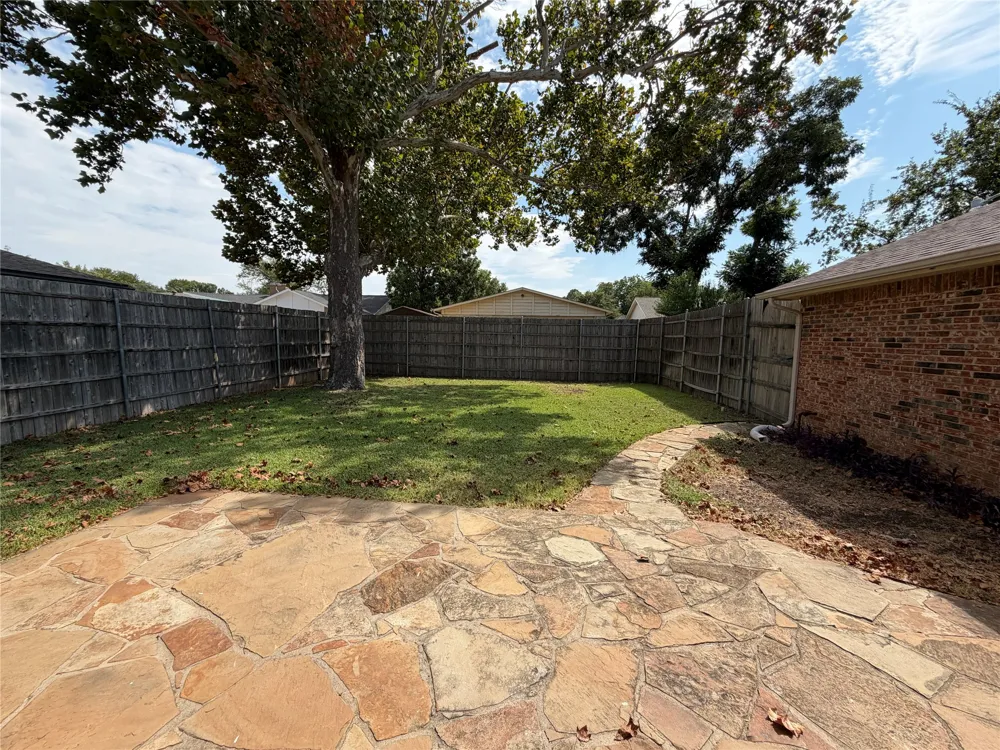 1332 Cherry Hill Lane Lewisville, TX 75067