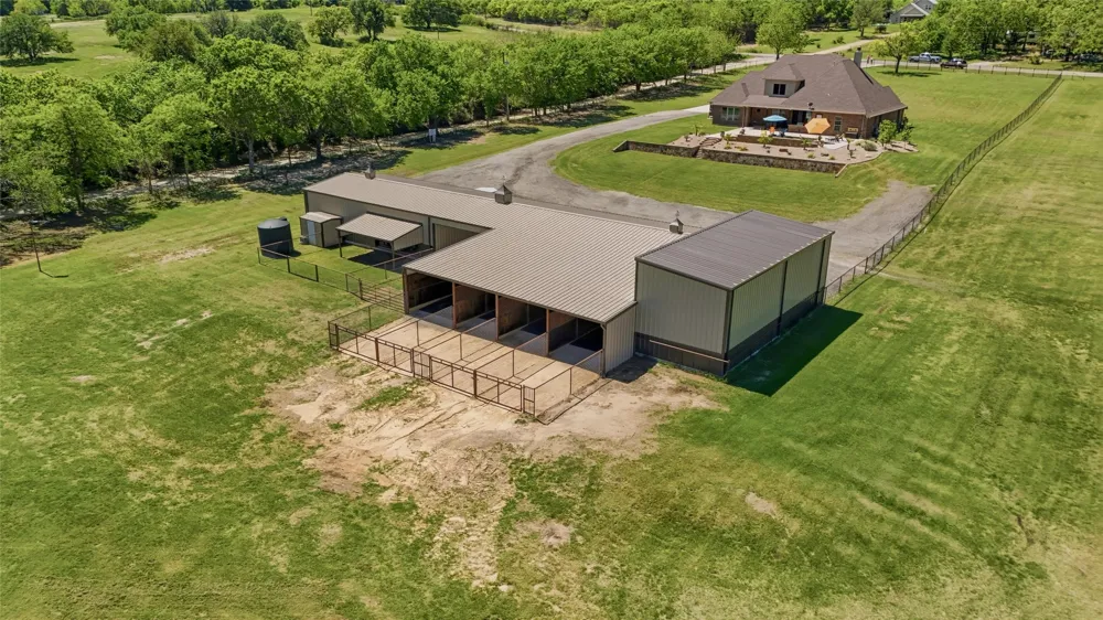 10106 Prather Road Springtown, TX 76082