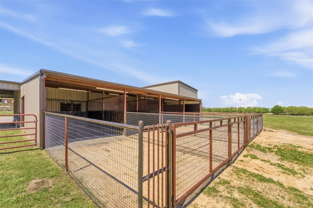 10106 Prather Road Springtown, TX 76082