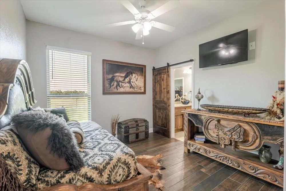 10106 Prather Road Springtown, TX 76082