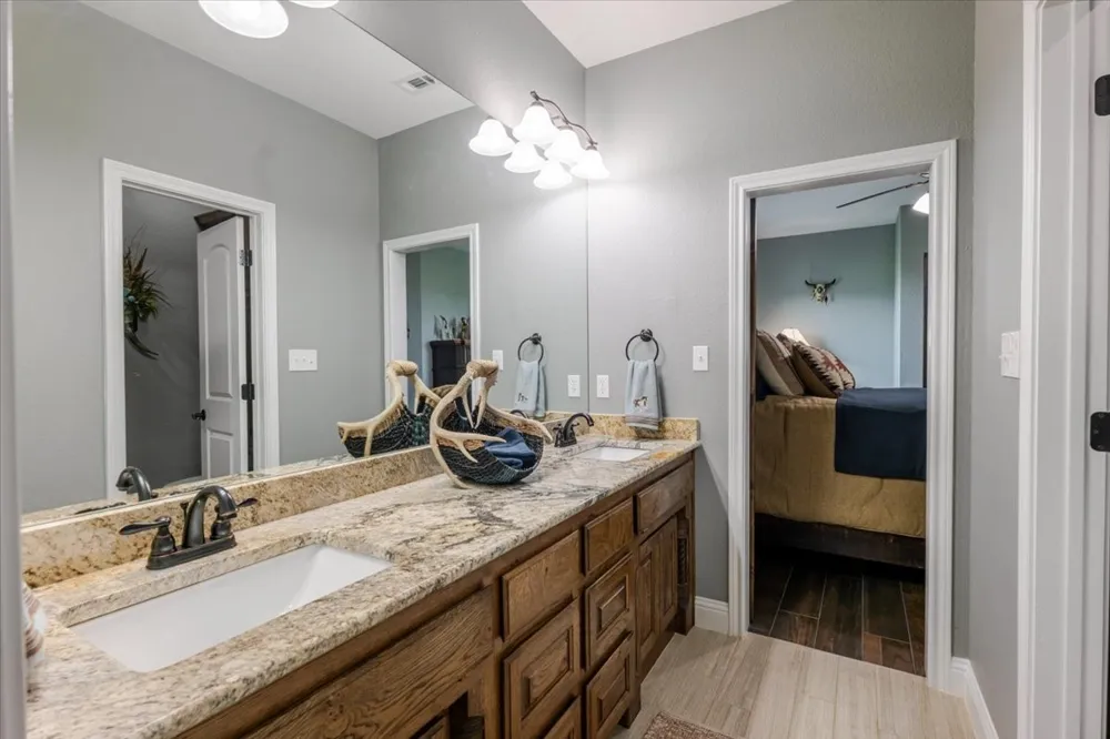 10106 Prather Road Springtown, TX 76082