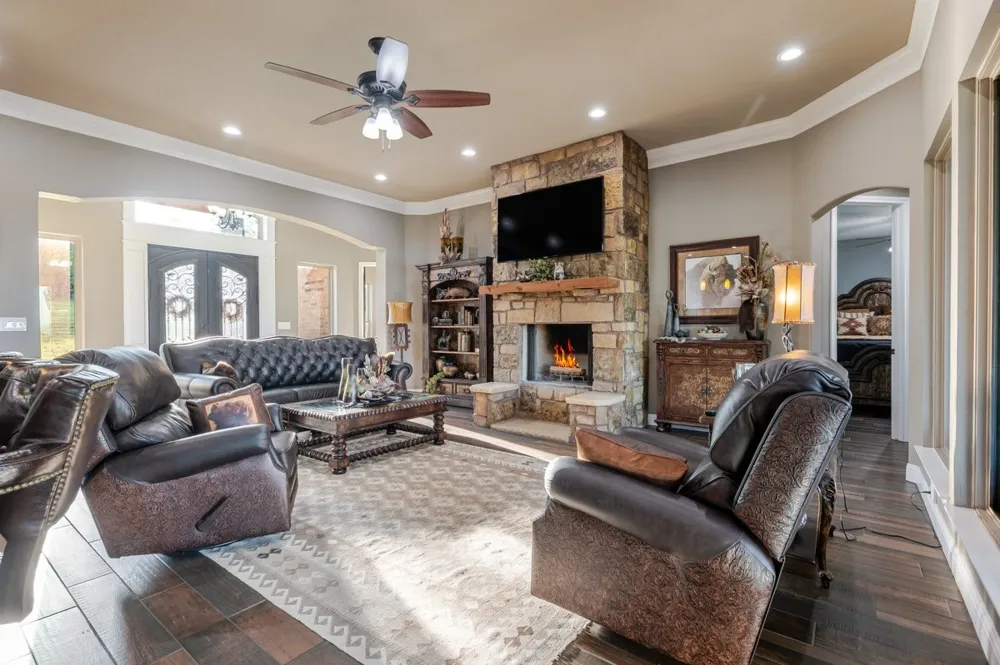 10106 Prather Road Springtown, TX 76082
