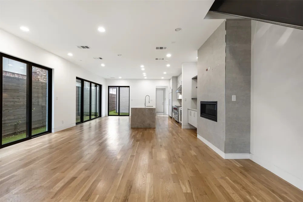 3526 Asbury Street University Park, TX 75205