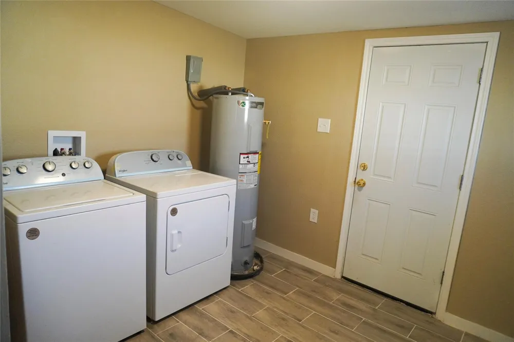 7498 State Highway 175 Montague, TX 76251
