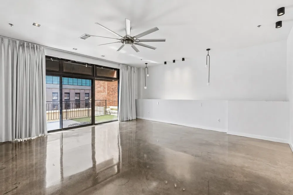 509 Elm Street #604 Dallas, TX 75202