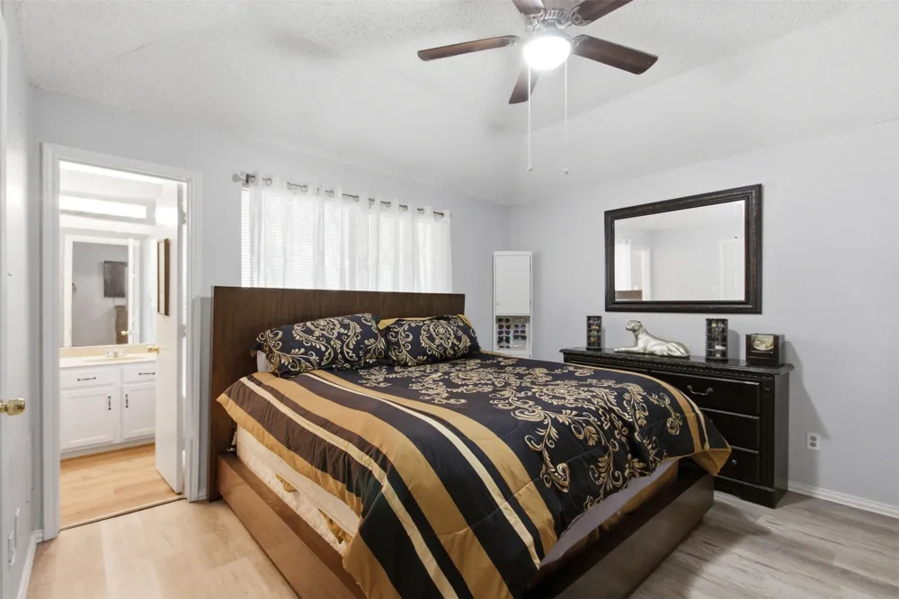 103 Caprock Drive Arlington, TX 76018