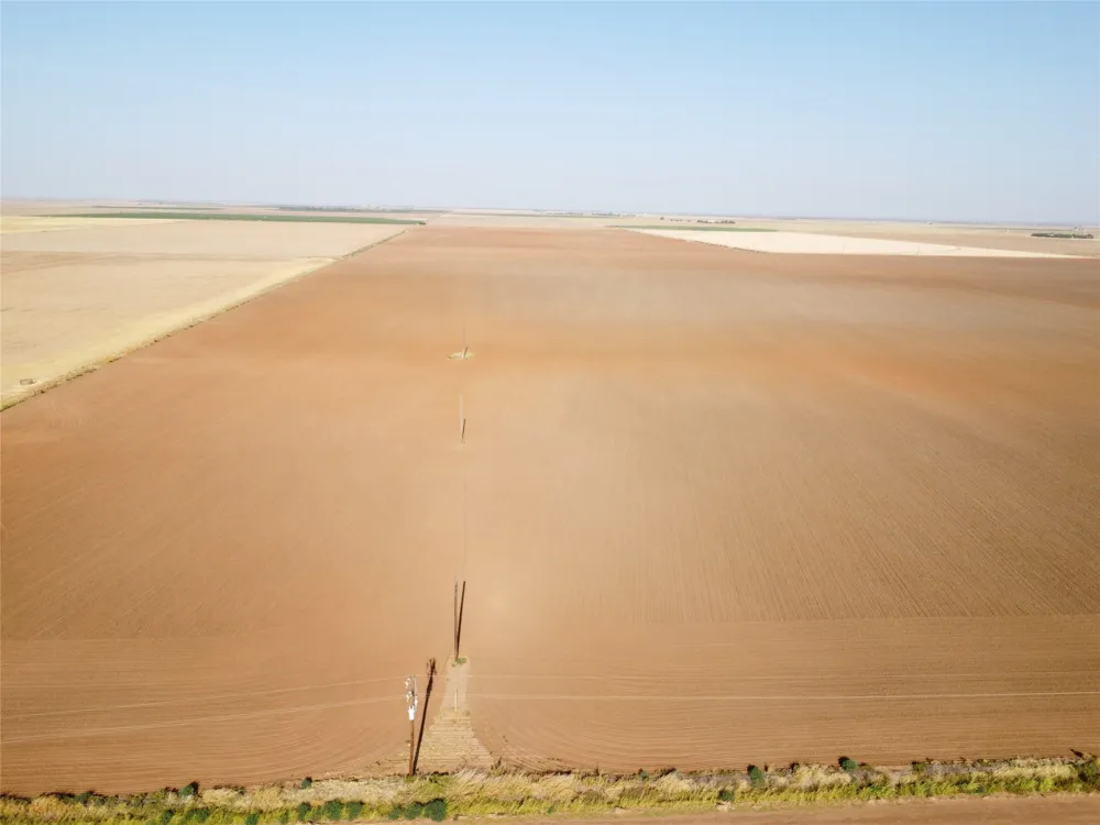 Cr 4451 Munday, TX 76371