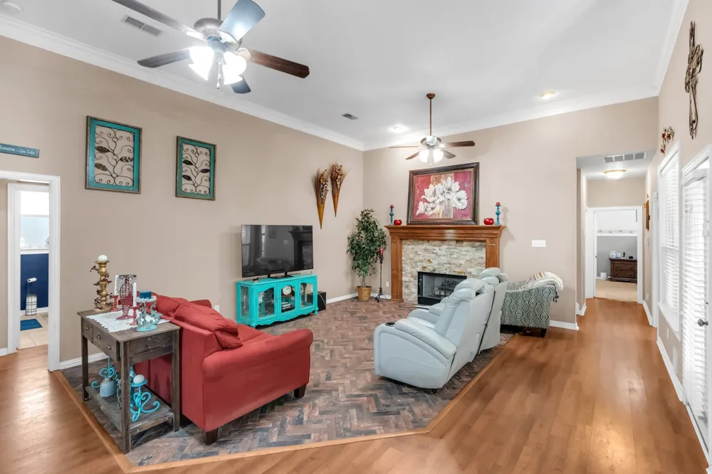 18 Red Bluff Court Mansfield, TX 76063