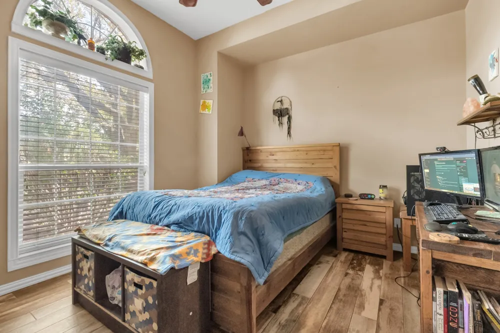18 Red Bluff Court Mansfield, TX 76063