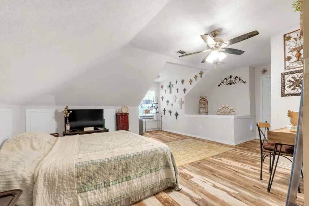 18 Red Bluff Court Mansfield, TX 76063