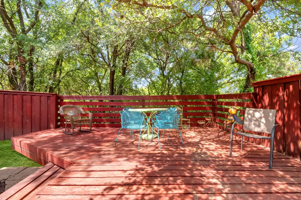 18 Red Bluff Court Mansfield, TX 76063