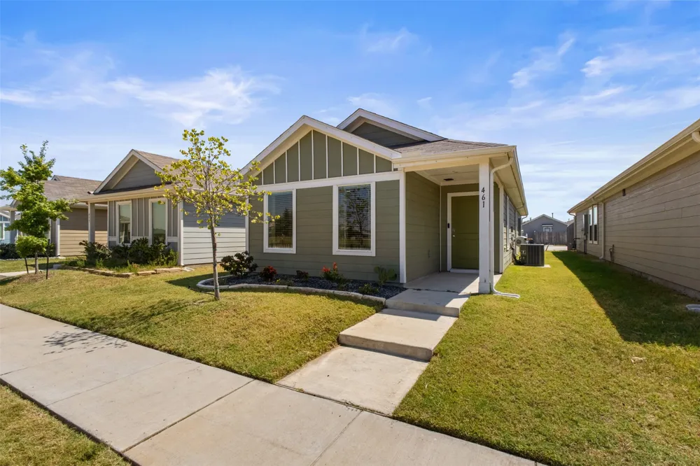461 Whistlestop Way Ferris, TX 75125