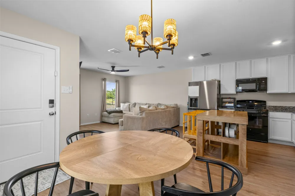 461 Whistlestop Way Ferris, TX 75125