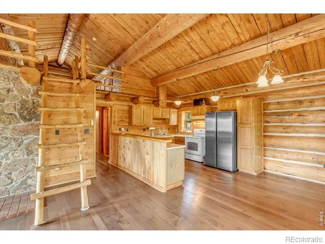 679 Cougar Drive Boulder, CO 80302