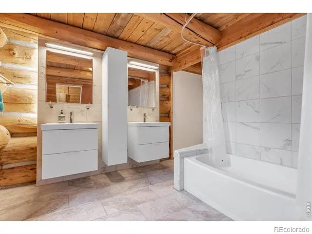 679 Cougar Drive Boulder, CO 80302